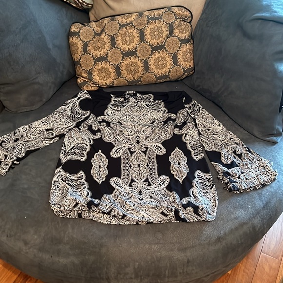 Alfani Women's Blouse medium Black Paisley Balloon Bottom Fringe Cut Sleeves EUC - Picture 7 of 12